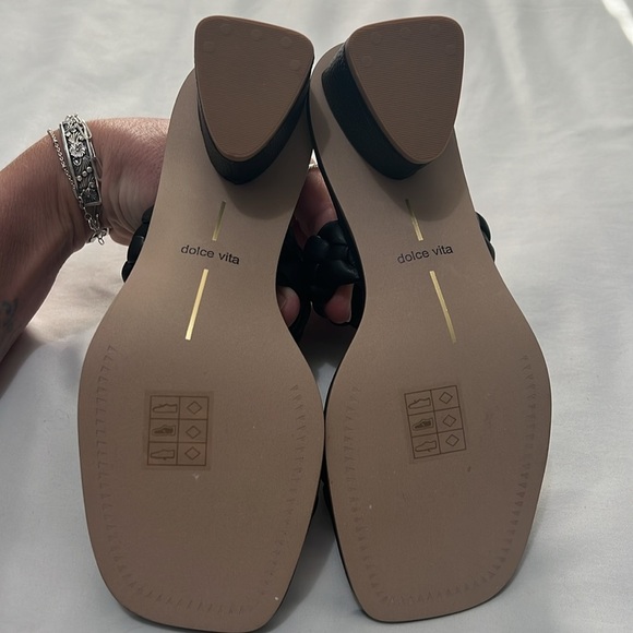 NWOB Dolce Vita Ronin Braided Sandals with Croc Embossed Heel - Picture 7 of 9